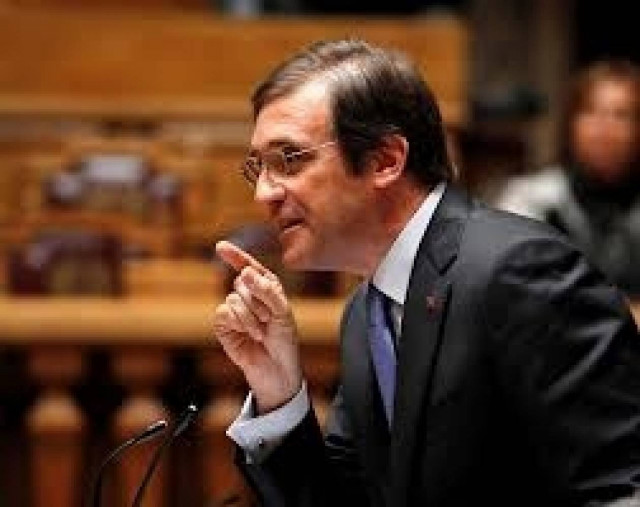 Κοέλιο: Δεν παραιτούμαι και δεν εγκαταλείπω τη χώρα μου