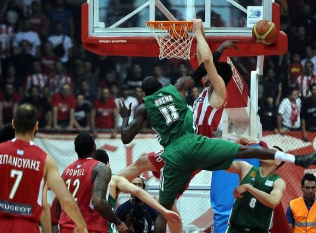 Δείτε τον Λάσμε, όπως δεν τον έχετε ξαναδεί. Με αφάνα...