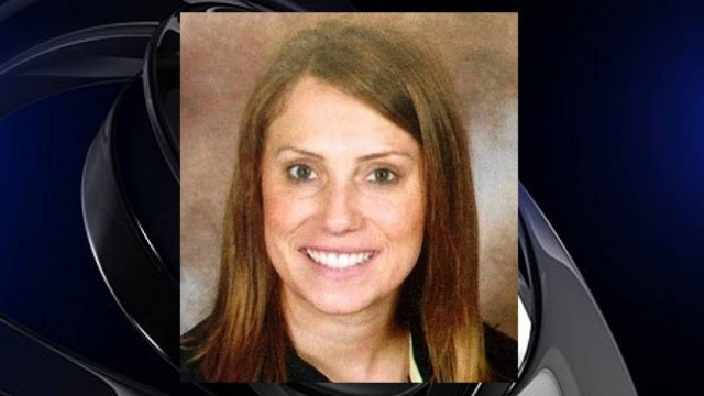 ΣΟΚ: Καθηγήτρια έκανε παιδί με μαθητή της