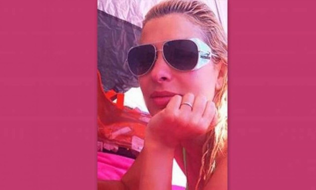 Μενεγάκη: «Ανέβασε» φωτογραφία στο twitter με βέρα στο αριστερό