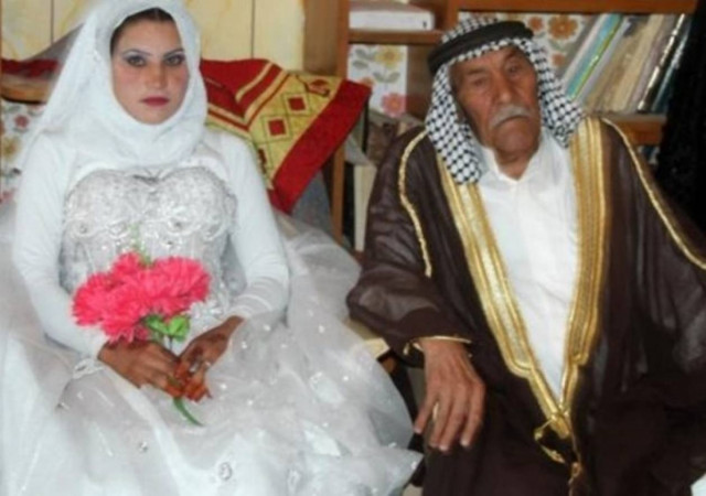 Γαμπρός στα 92 με νύφη νεότερη κατά...70 χρόνια!