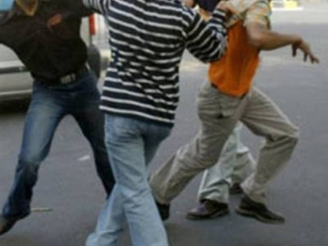 Κρήτη: Άγρια συμπλοκή τουριστών για τα «μάτια» δύο γυναικών