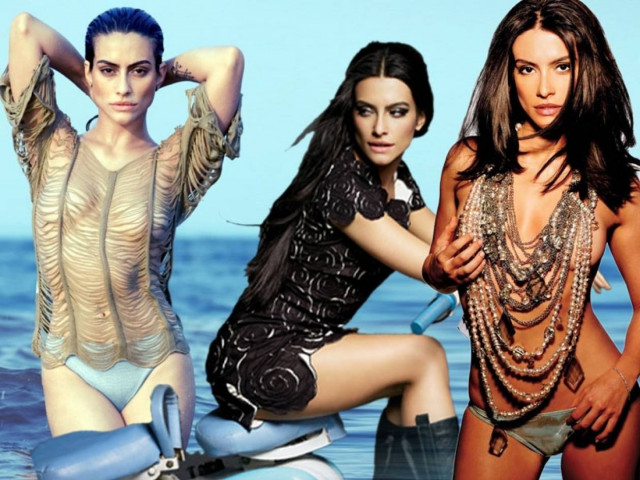 Ραντεβού στην... παραλία με την σέξι Cleo!