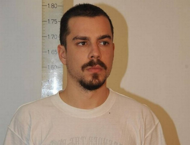 Συγκεντρώσεις συμπαράστασης στον απεργό πείνας Κώστα Σακκά