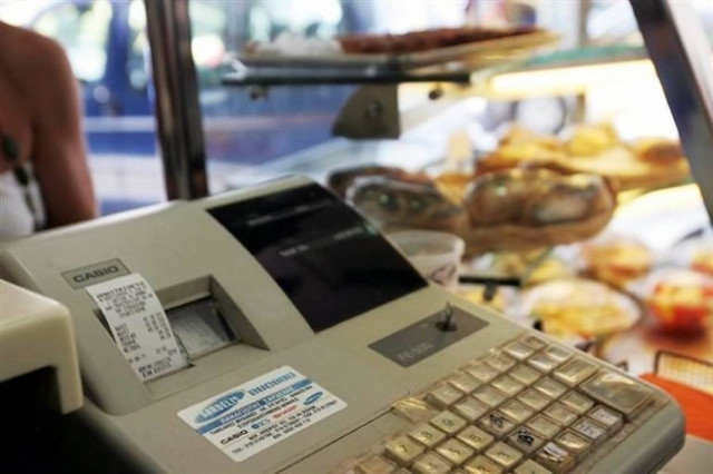 Πολύ πιθανή η μείωση του ΦΠΑ στην εστίαση σύμφωνα με εκτιμήσεις