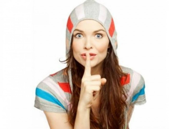 Δέκα κλασικά ψέματα που μας λένε οι γυναίκες