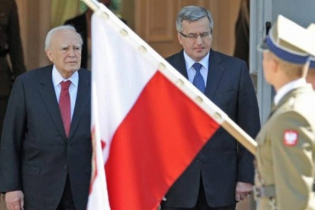 Στο Άουσβιτς και στο Μπιρκενάου ο Παπούλιας