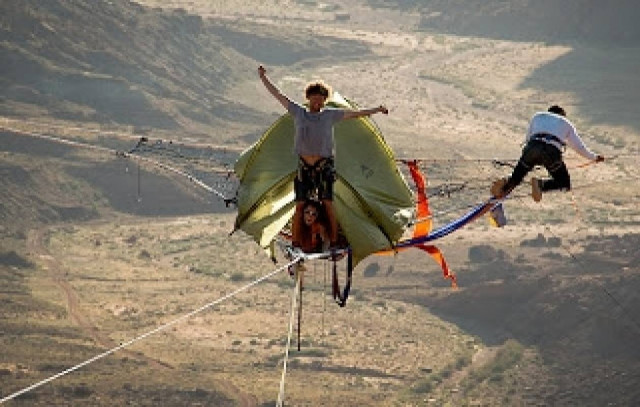 Kάμπινγκ σε ύψος 130 μέτρων!