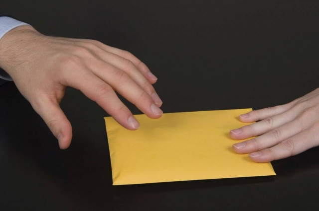 Την Παρασκευή οι απολογίες των στελεχών του ΣΔΟΕ για το «φακελάκι»