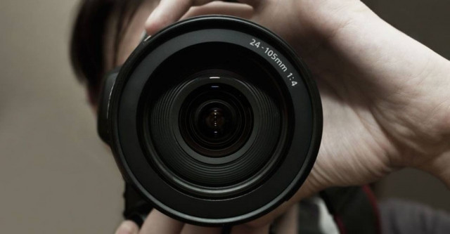 Σοκ στην Κέρκυρα: Φωτογράφισε παράνομα χιλιάδες γυναίκες και κορίτσια