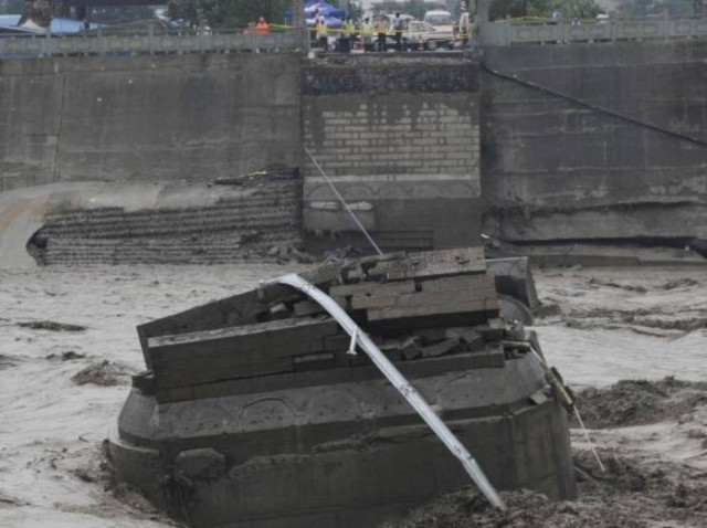 Κίνα: Τόνοι λάσπης καταπλάκωσαν δεκάδες ανθρώπους