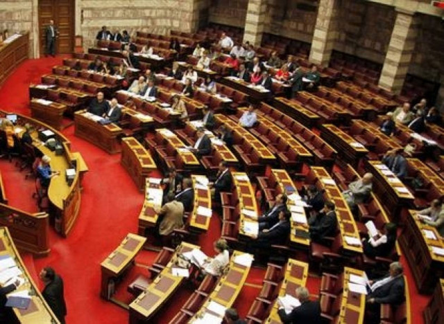 Τρίτη και Τετάρτη, σε 4 συνεδριάσεις στην Ολομέλεια το πολυνομοσχέδιο