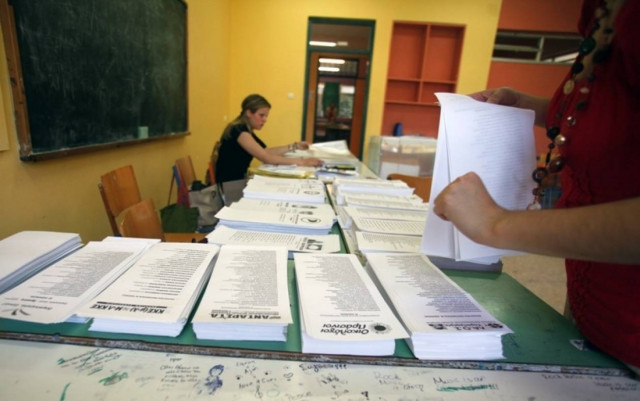 Economist: Πολιτική αστάθεια και πρόωρες εκλογές στην Ελλάδα