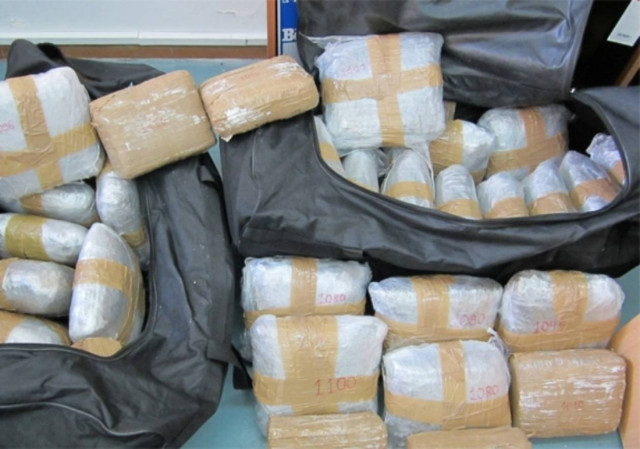 Έκρυβαν χασίς στα καρπούζια