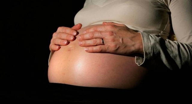 Πέρασε νόμος που επιτρέπει τις αμβλώσεις στην Ιρλανδία