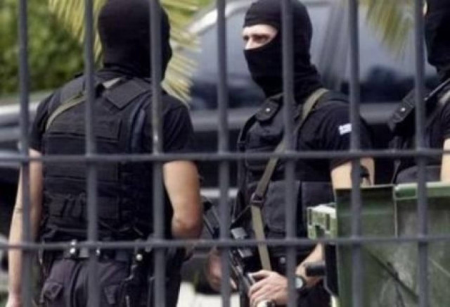 Ταυτοποιήθηκαν τα αποτυπώματα του ενός συλληφθέντος