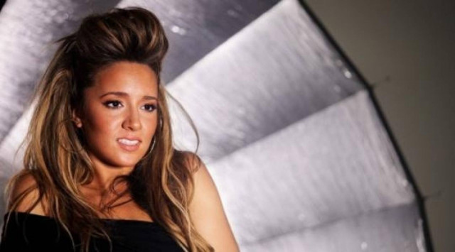 Δείτε γιατί τα δίδυμα της Καλομοίρας κάνουν... μούτρα στη μαμά τους!