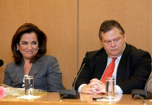 Στο υπουργείο Εξωτερικών η Ντόρα Μπακογιάννη