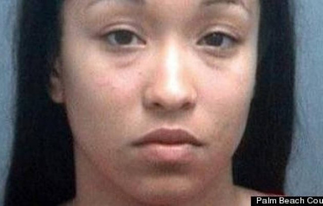 Παράτησε τα παιδιά της σε αυτοκίνητο για να πάει σε... συναυλία