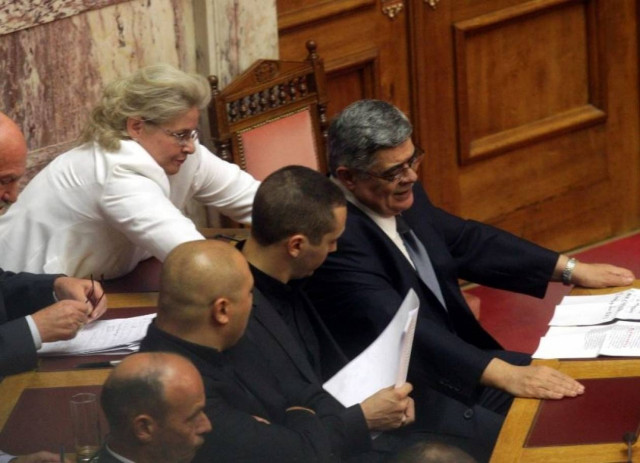 Μιχαλολιάκος: Το Μνημόνιο είναι η ταφόπλακα του Έθνους