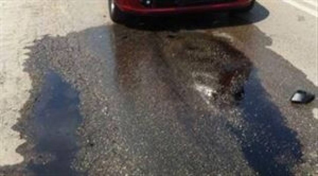 Χανιά: Διαρροή λαδιών στην Λ. Καραμανλή