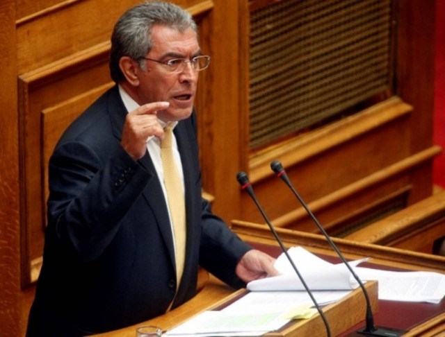 Καπερνάρος: Ο Σόιμπλε είναι εχθρός της πατρίδας μου