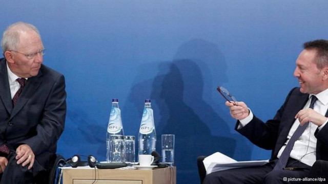 SZ: Ο Σόιμπλε στη χώρα των «τεμπέληδων και ανίκανων»