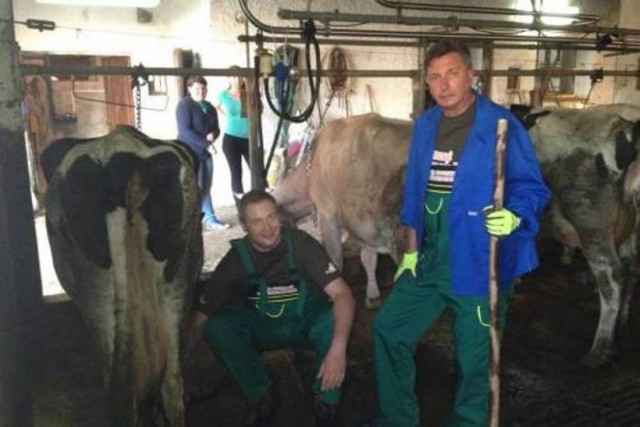 Αγρότης για μία μέρα ο πρόεδρος της Σλοβενίας