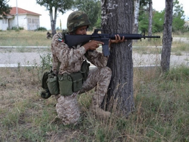 Συνεκπαίδευση Ευελπίδων με σπουδαστές από  Στρατιωτική Ακαδημία ΗΑΕ