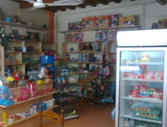 Θεσσαλονίκη: Λήστεψαν ψιλικατζίδικο με αεροβόλο