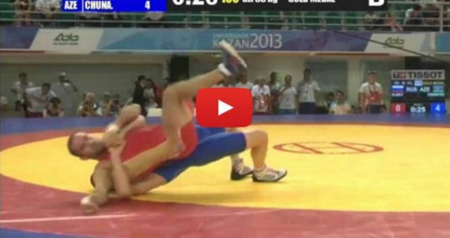 Βίντεο: Ο πιο ξεκαρδιστικός πανηγυρισμός που έχετε δει!