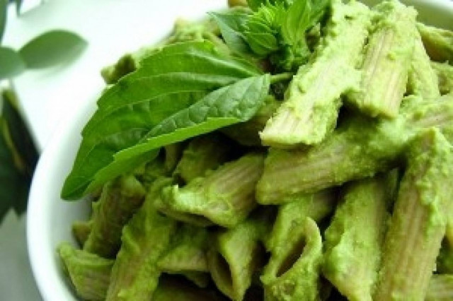 Στο νοσοκομείο δεκάδες άτομα που έφαγαν πέστο με... μπότοξ!