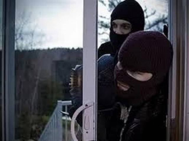 Τον τρόμο έζησε ηλικιωμένη στην Κόρινθο