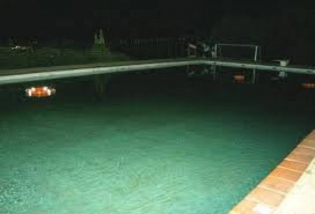 Πάφος: Στην εντατική Ρώσος μετά από κολύμπι μεθυσμένος σε πισίνα