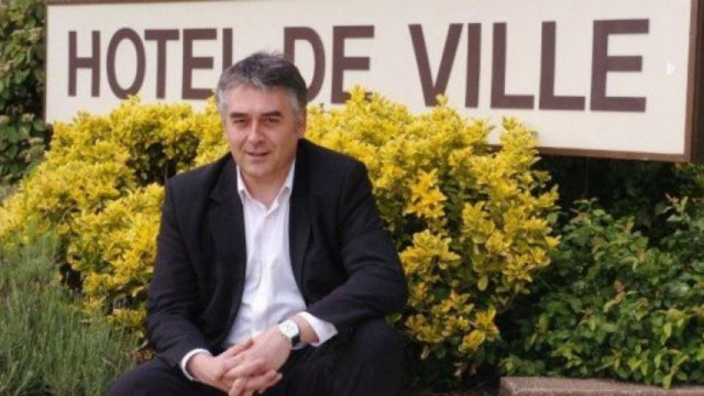 Γάλλος βουλευτής: Ο Χίτλερ δεν εξόντωσε αρκετούς ρομά