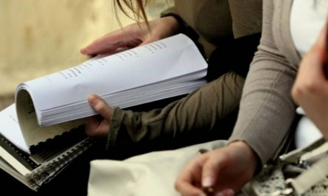 Πανελλαδικές 2013: Έως και 700 μόρια πέφτουν οι βάσεις!