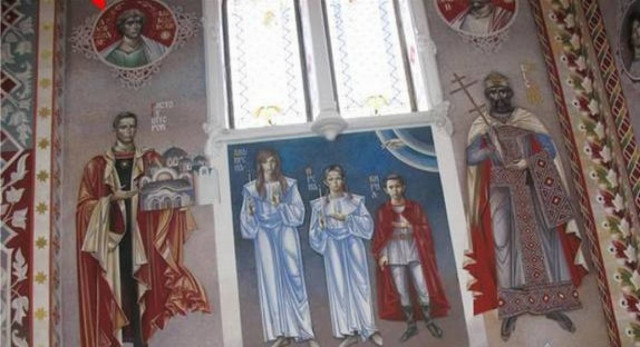 «Ιεροσυλία το αστέρι της Βεργίνας σε χριστιανικούς ναούς»