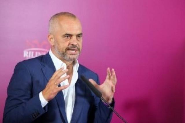 Με 15 υπουργεία και «άρωμα» γυναίκας η νέα κυβέρνηση του Έντι Ράμα