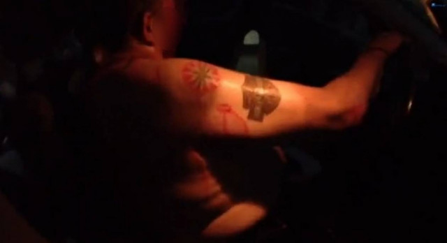 Βίντεο: Στην εντατική μέλος της Χρυσής Αυγής μετά από άγρια συμπλοκή