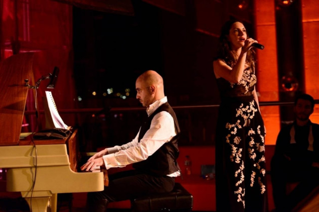 Δημήτρης Μαραμής: Erotokritos in Blues & Shakespeare in Love