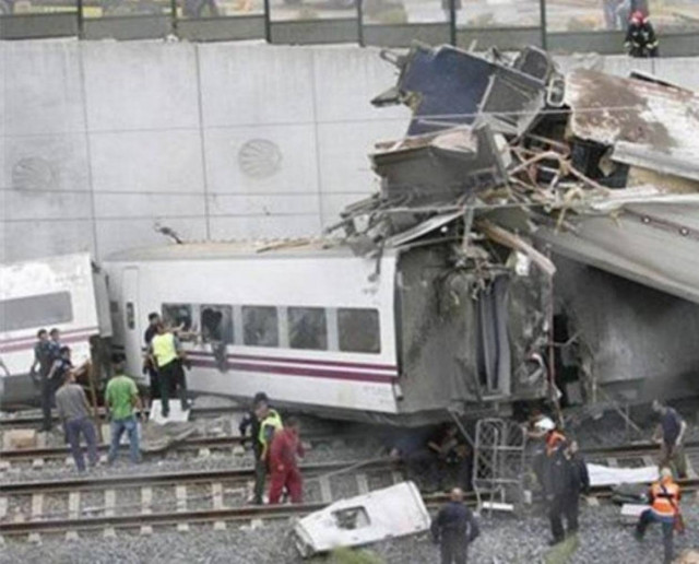 Στους 179 οι τραυματίες από τον εκτροχιασμό τρένου στην Ισπανία