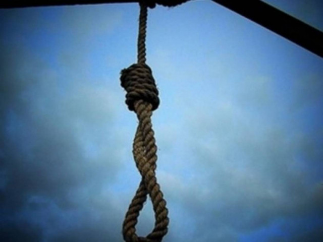 ΣΟΚ στην Κρήτη: Την βρήκαν κρεμασμένη στο δέντρο