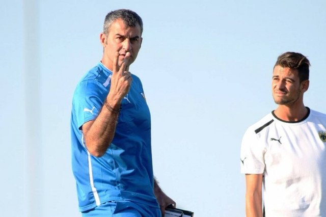 Κοντά σε στόπερ