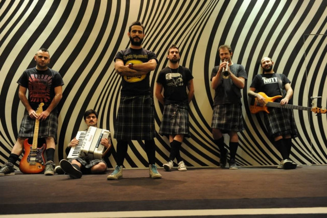 Τροχαίο για μέλος των Koza Mostra!