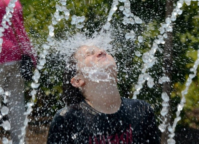 Συνεχίζεται ο καύσωνας – Πώς να προστατευθείτε