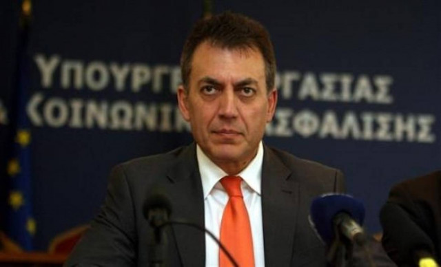 Σύσκεψη αύριο για την καταπολέμηση της αδήλωτης εργασίας το καλοκαίρι