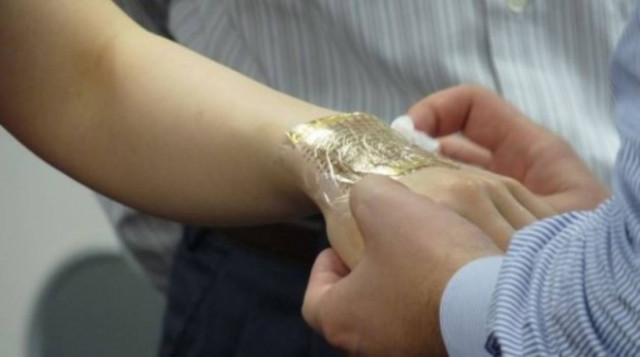 Επιστήμονες ανέπτυξαν ένα υπέρλεπτο φιλμ αισθητήρων