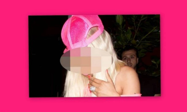 Απίστευτο! Φορά δαχτυλίδι αξίας μισού εκατομμυρίων δολαρίων