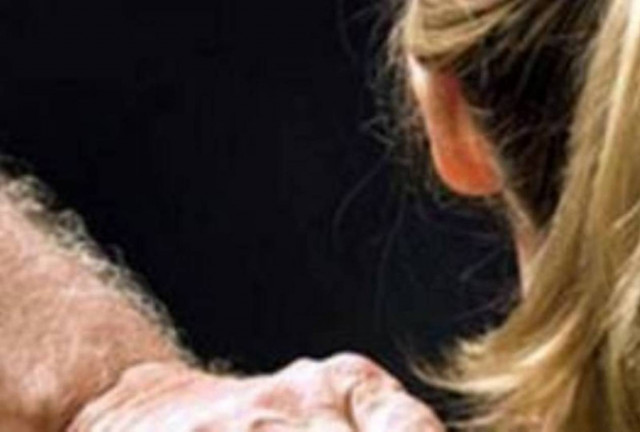 Φρίκη: Ασελγούσε πάνω στην ίδια του την εγγονή