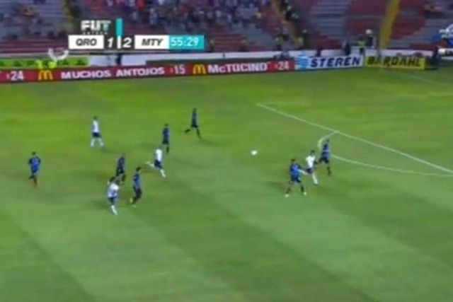 Γκολ… τροχιάς από άλλον πλανήτη (video)